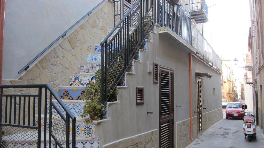 Aurora Bed And Breakfast Santo Stefano di Camastra Exterior photo