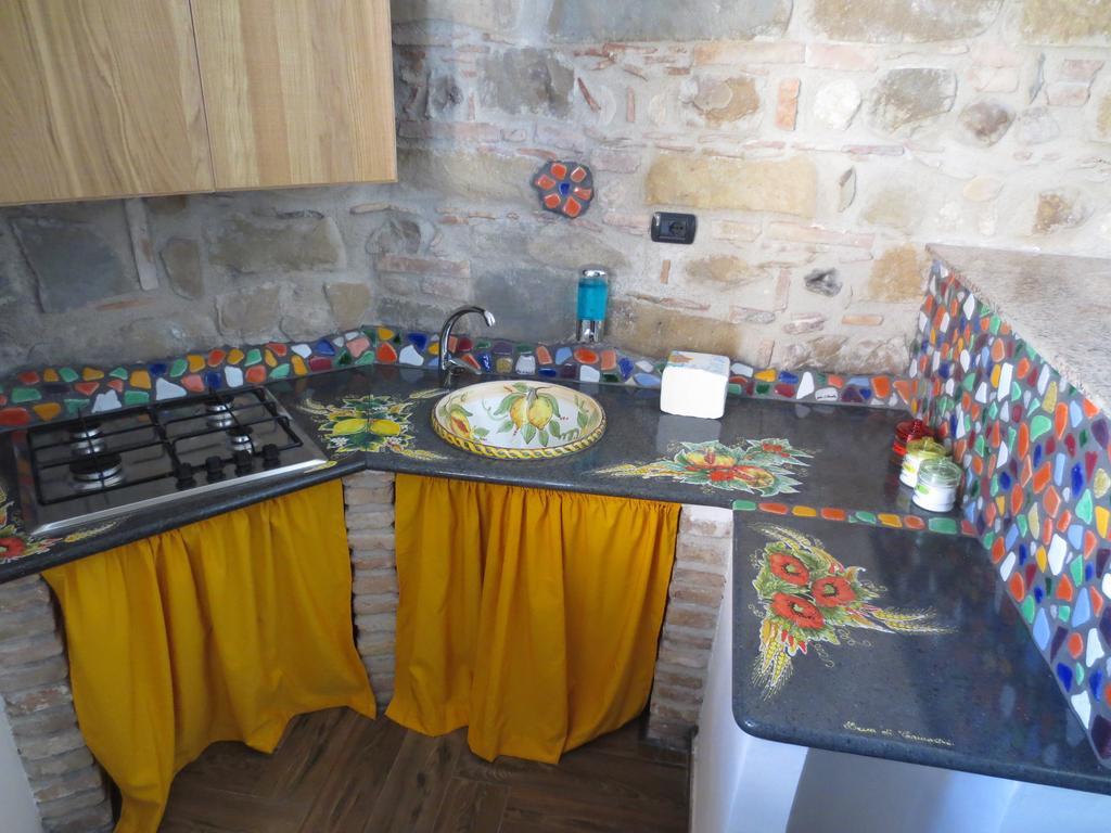 Aurora Bed And Breakfast Santo Stefano di Camastra Room photo
