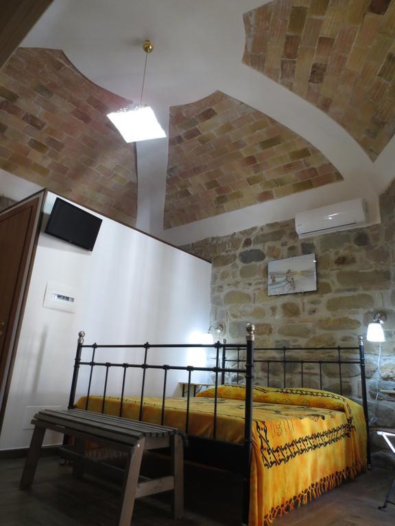 Aurora Bed And Breakfast Santo Stefano di Camastra Exterior photo