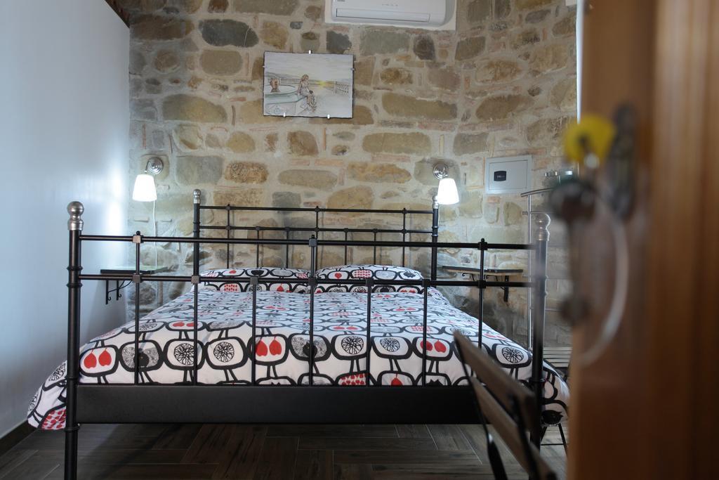Aurora Bed And Breakfast Santo Stefano di Camastra Exterior photo